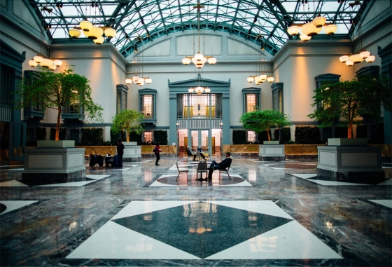 Mit ​Duftgeräten und Aromaöle von INFINITUM für Hotels, Restaurants und Gastronomie für gezieltes Duftmarketing